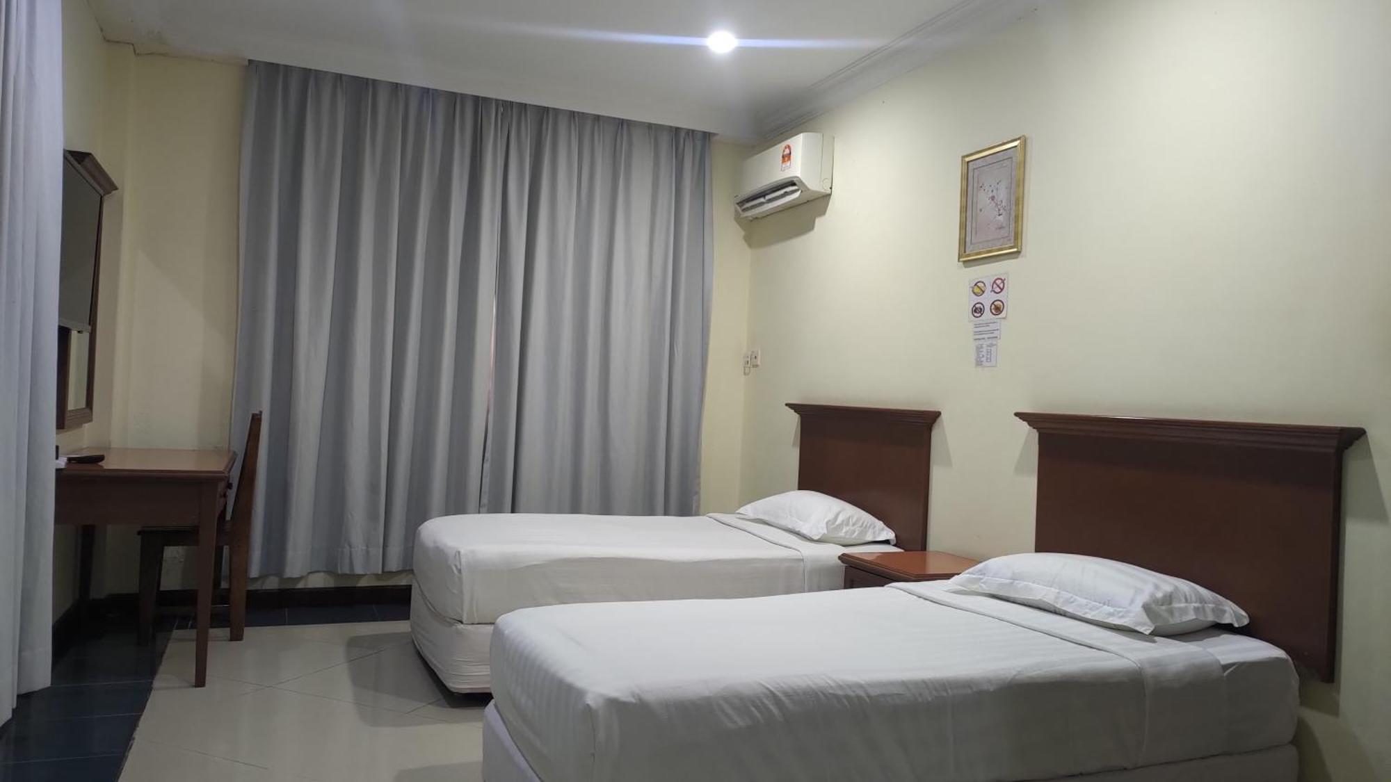 The Upper Deck Hotel Kudat Kültér fotó