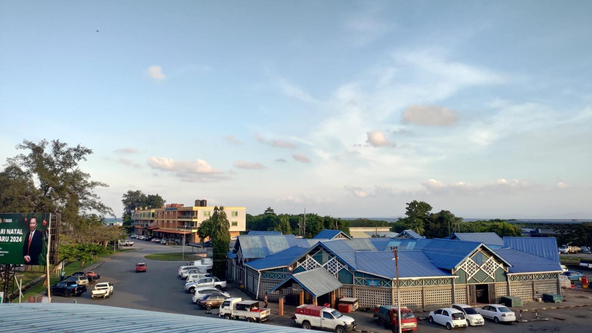 The Upper Deck Hotel Kudat Kültér fotó